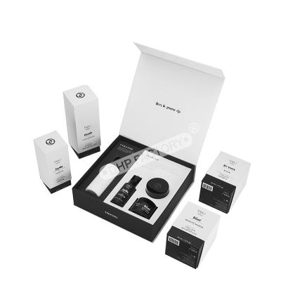 Boîtes de luxe blanches magnétiques personnalisées Boîtes d'emballage cosmétiques avec insert en plastique