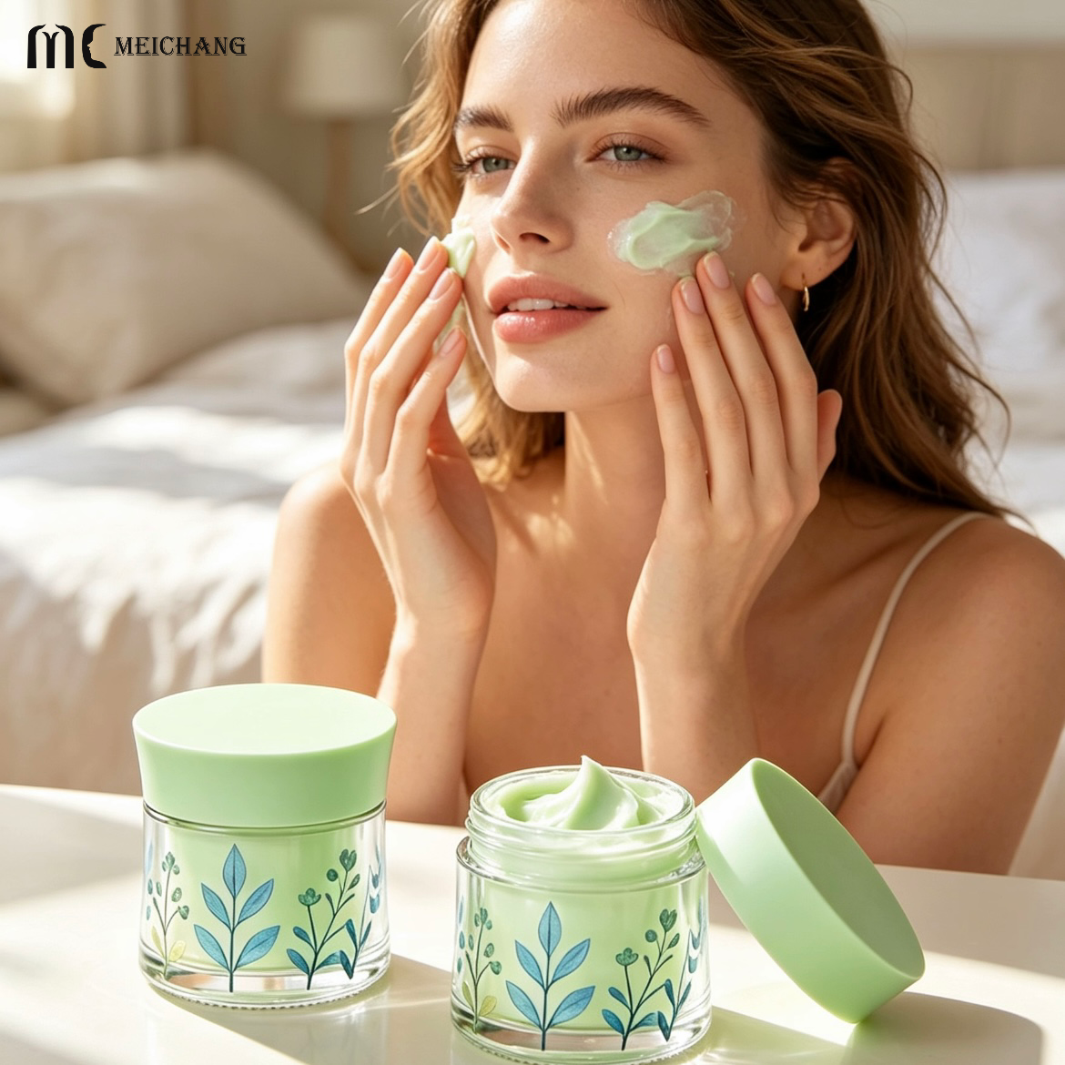 50g/45ml/110ml/145ml Light-Blocking Refillable Glass Skincare Packaging Set – Customizable UV-Protective Cosmetic Bottles & Cream Jar for Sustainable Beauty Brands(MC-327)