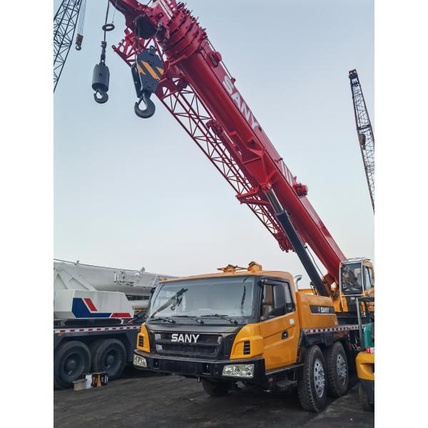 SANY STC800 80 toneladas guindaste móvel para automóveis máquina de construção usada guindaste móvel para todos os terrenos