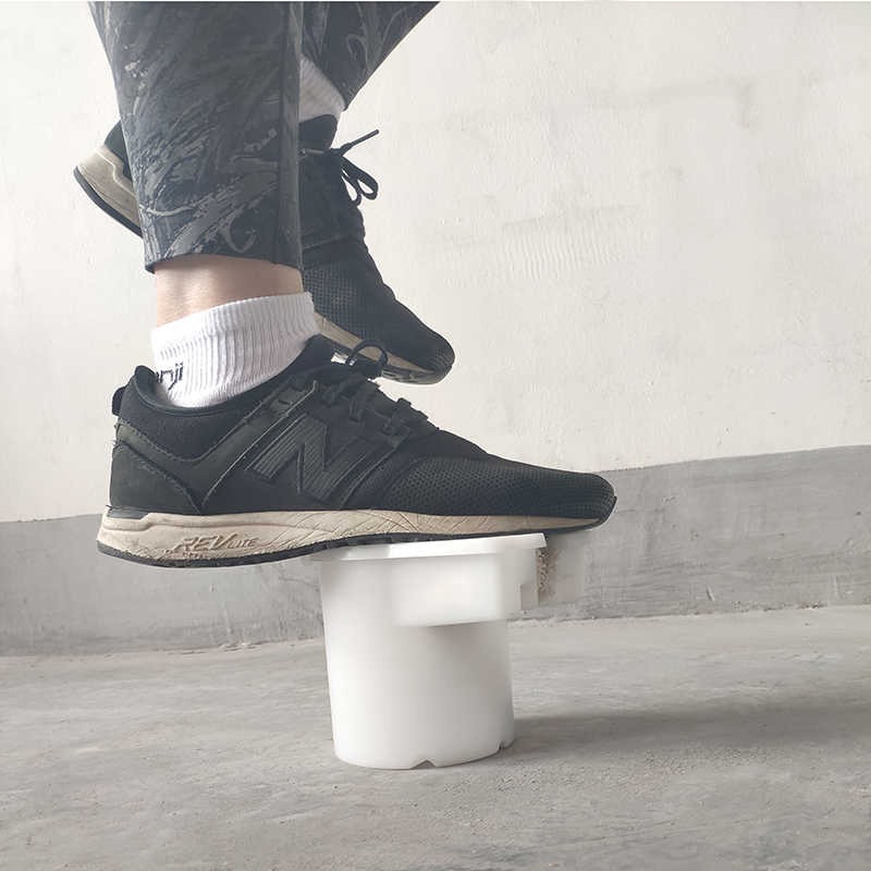 Modern Round Elevator Oil Can With Cotton Thread Wick Industrial Elevator Oil Cup