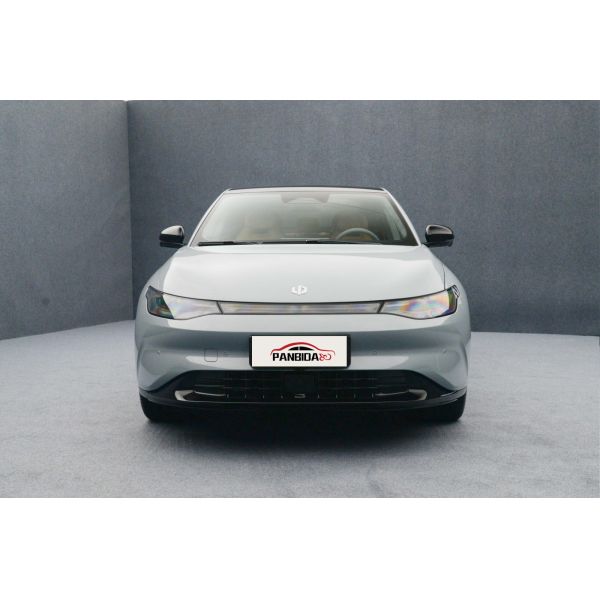 Wholesale Luxury Leap Motion C01 Auto Small Vehicle Electric Fuel Automobile New Leather Seat Covers Decoration Cheap Suv Cars