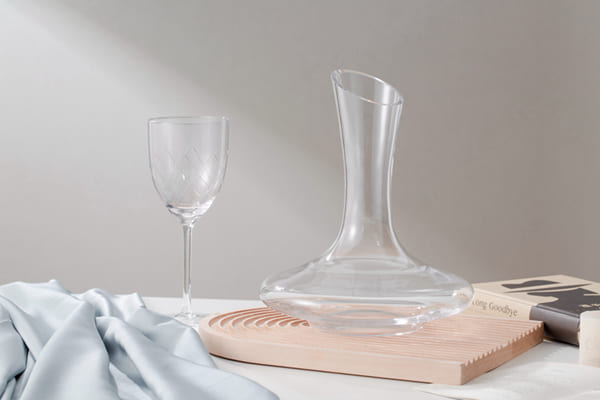 1800ml Crystal Wine Decanter Carafe 64 Oz Hand Blown Glass Wine Decanter Lead Free