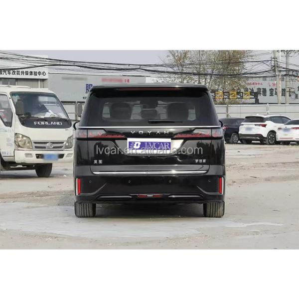 Voyah Dreamer EV The Perfect Blend of Comfort and Efficiency for 2023's MPV Market