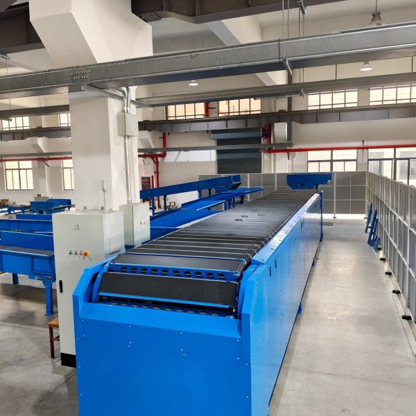 Multi Size Narrow Belt Parcel Sorter For Warehouse Automation Systems