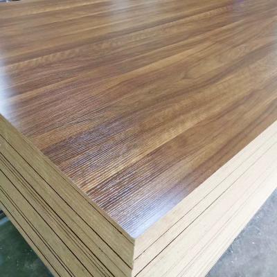 Plywood en bois de haute qualité Plywood mélamine laminé en bois