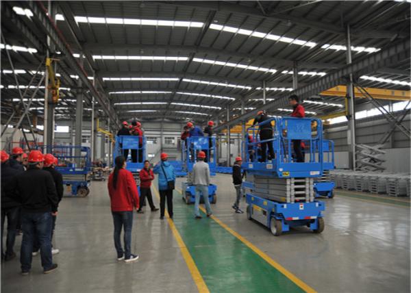 One Man  Small Hydraulic Scissor Lift , Hydraulic Material Lift 8M High Safety