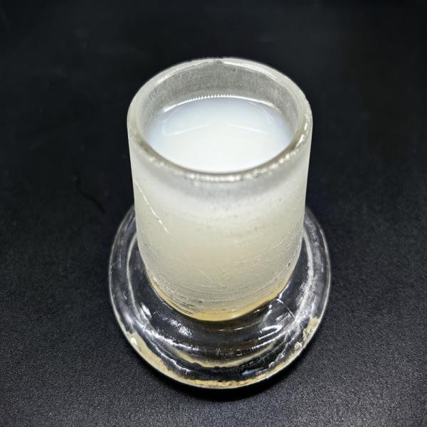 Отличная глянцевая акриловая эмульсия на водной основе для ОПВ