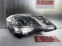 2128201039 Faros de derecha Faros de xenón derecho Para la clase E de Benz