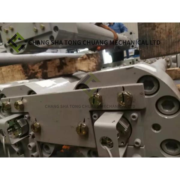 Pièces pour camions à pompe en béton argenté