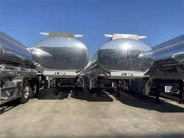 Oil / Fuel / Diesel / Gasoline / Crude / Water / Milk Transport 3 Axle 50000L Aluminum Alloy Tank / Tanker Truck Semi Trailer