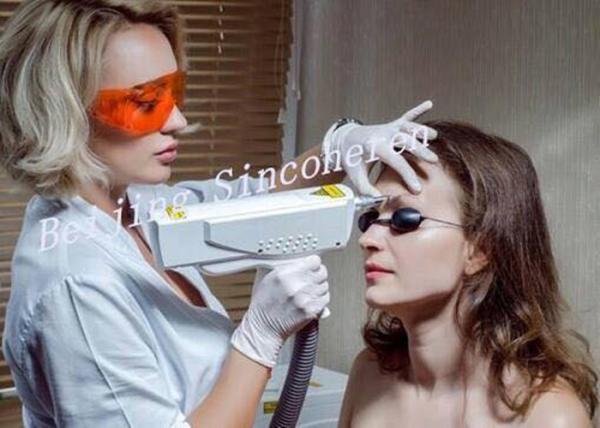Portable Pigmentation Removal Machine , Q Switched Nd Yag Laser Tattoo Removal Machine