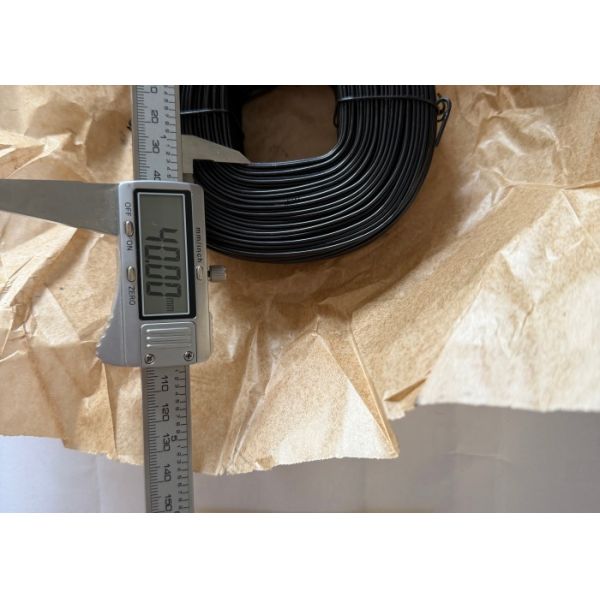 1.48mm 16.5Gauge 3.5lbs Square Hole Type Black Annealed Tie Wire for tie work
