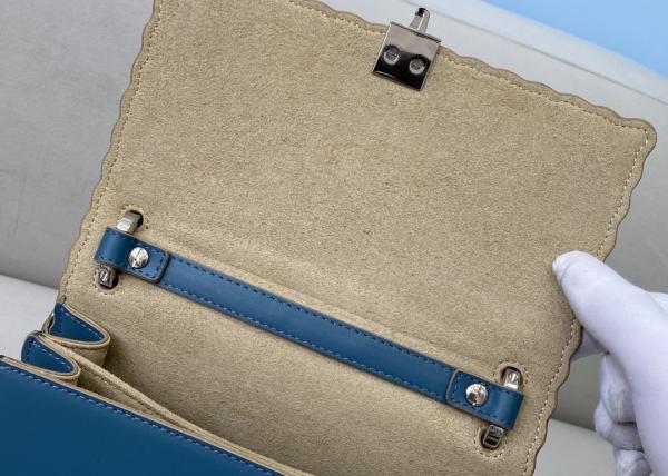 KANI 381 Genunie Cowhide Leather luxury cross-body bag Mini Size Simple Style chain bag