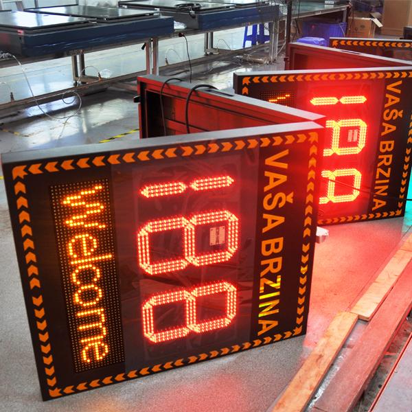 Solar Powered Radar Speed Sign with 10000 CD/㎡ Brightness LED Speed Display and 220V AC Input for Traffic Speed Warning
