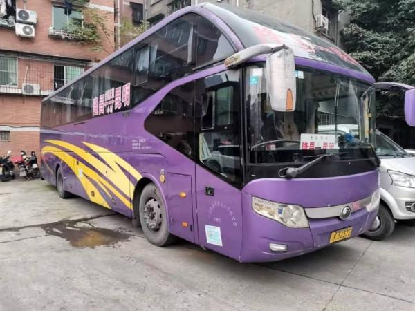 2011 ônibus usado do curso dos assentos do diesel ZK6127 55 do ano LHD