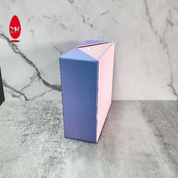 Custom Christmas Gift Wrap Boxes with 300gsm 350gsm Cardboard material