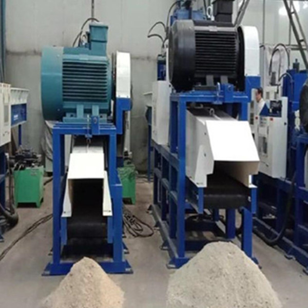 Машина опилк 15t/H YM-3550 500*350mm деревянная