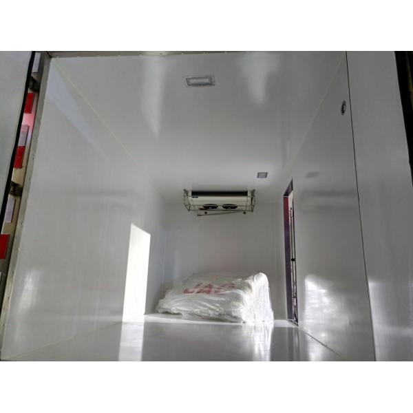 HOWO 6x4 336HP engine Refrigerator truck for sale