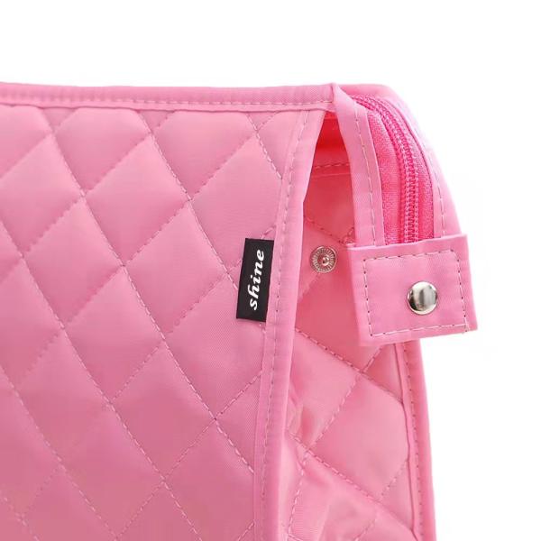 Diamond Stitch Pattern Zipper Cosmetic Bag For Travel 19cm×12cm×6cm