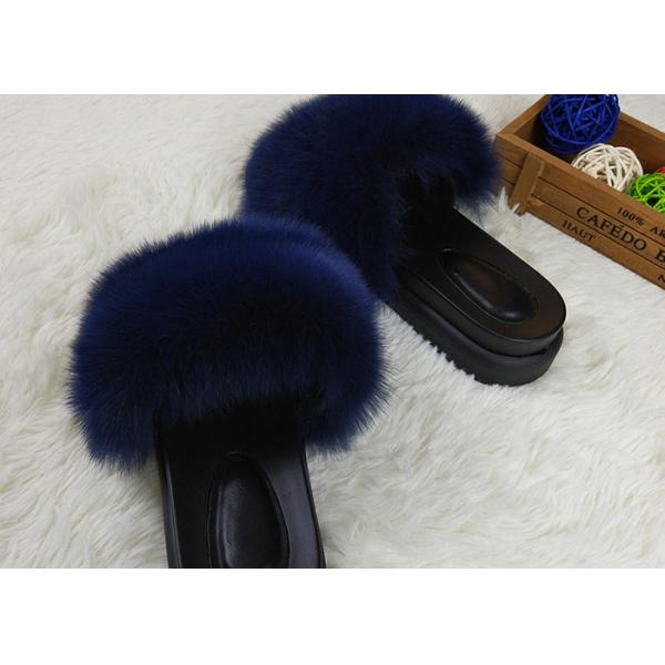 Подгонянные сандалии тапочек меха Фокс женщин цвета с расплывчатыми волосами/резиновой подошвой