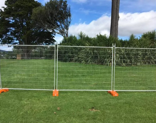 Hot Dip Galvanized 1.8m Temporary Steel Fencing Removable Safety