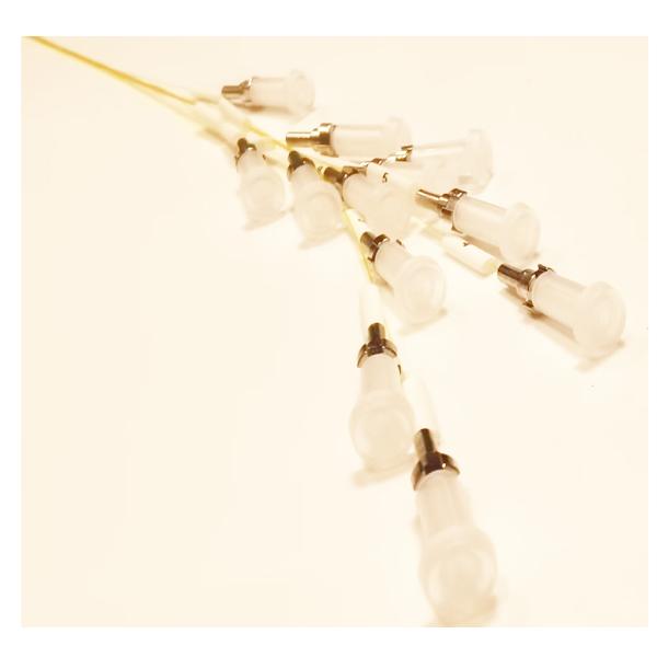 G657A1 Fibre avec revêtement de polyimide à haute température personnalisé câble MPO à haute température MTP MPO Fibre optique Relay Jumper