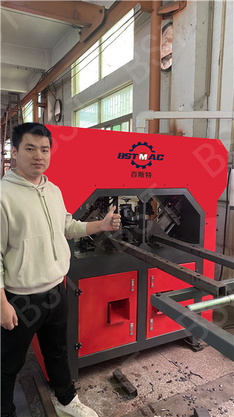 CNC Angle Cutting And Punching Machine With Auto Cooling System