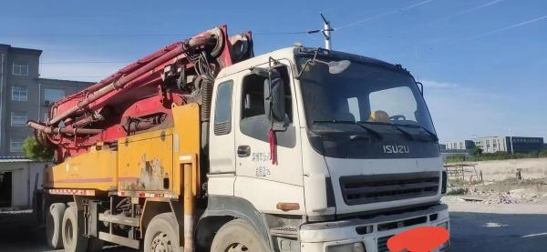 Puissance du moteur 287 Kw Putzmeister M46 pompe à béton prêt à mélanger pour les projets de construction