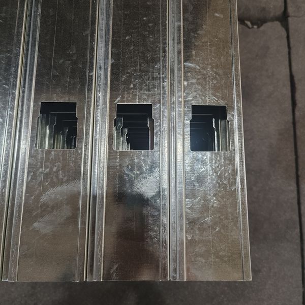 Drywall Galvanized Metal Stud and Track Wall Framing Resilient Channel Stud Strack for Drywall