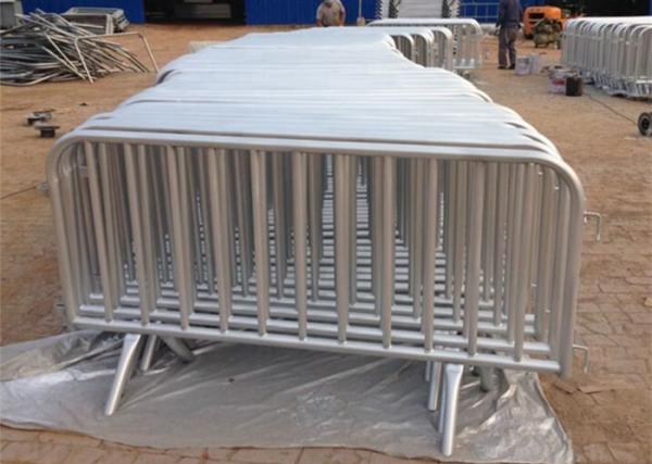 Hot Galvanized Portable Steel Barricade , Concert Barricade Rental 1.0X2.4 Meter