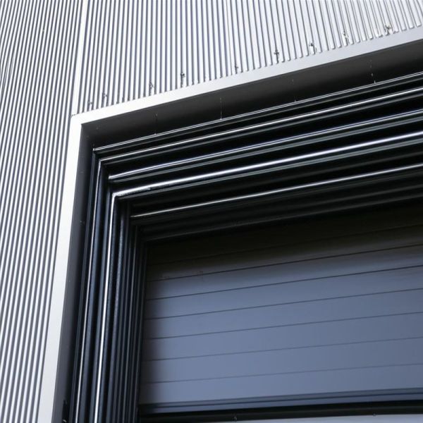 Complete In Specifications Dock Seals And Shelters Featuring Hydraulic Steel Pipe Systems Engineered For High Pressure And High Temperature