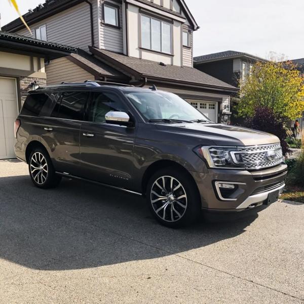 Gloss Black 2018 Ford Expedition Platinum Wheels 22x9.5 6x135 Replica Wheels