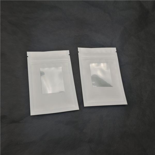 Os textos pretos imprimiram o fundo branco dos malotes da embalagem da joia para pacotes Earings do bracelete