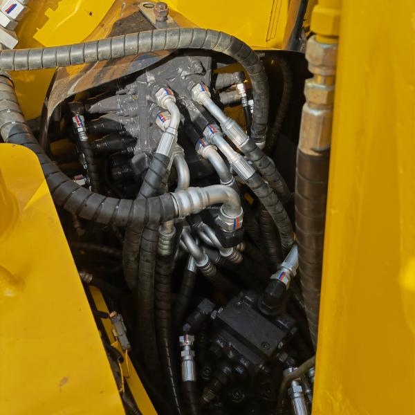 Used Crawler Excavator construction excavator /used KomatsuPC70-8 pc50 pc55 with cheap price /used excavators japan