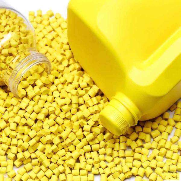 Antiblock EVA Foaming Agent Masterbatch Yellow Color For Cosmetic Bottle Molding
