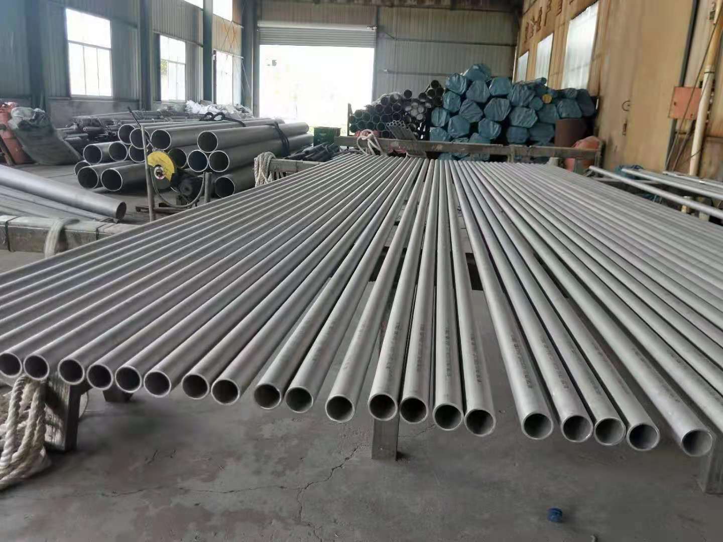 Труба OD 17.1mm до 1822mm ASTM A335 P9 P11 Uns K11597e безшовная стальная