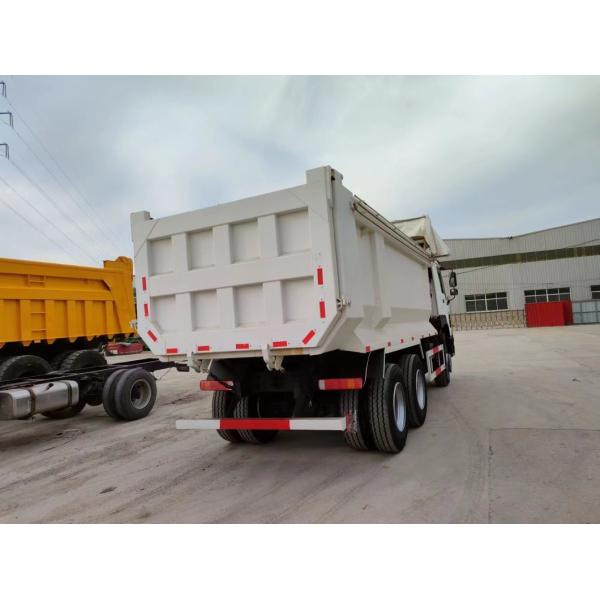 6-8L Engine Capacity White HOWO 6*4 Tipper Truck Construction for Building Materials