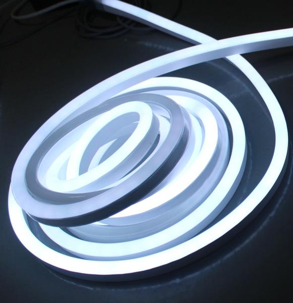 un contrôleur DMX à câble numérique dynamique à LED pixel flex neon