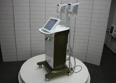 Made in China,4 semi conductor cooling handle,high sucking pressure,long operating time.Cryolipolysis Slimming Machine