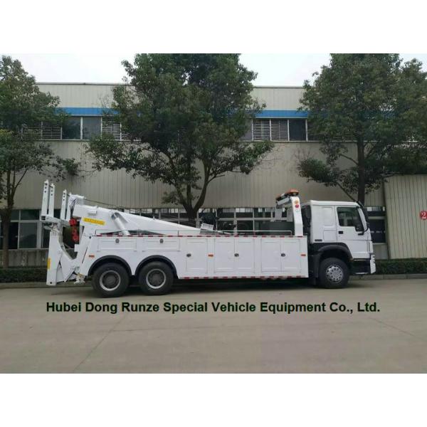 HOWO 50 Ton Heavy Duty Rotator Wreckers Tow Truck With 360 Degree Rotation