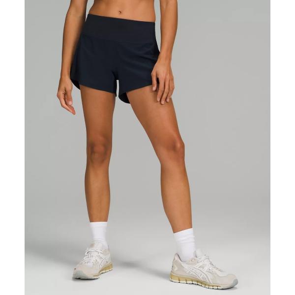 Женщины разрабатывают шорты застегивают на молнию телефон и ключевой карман на заднем waistband