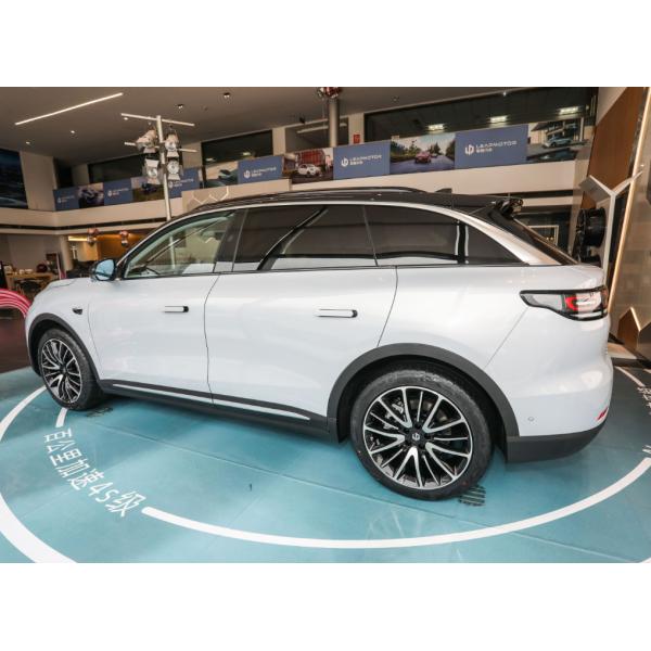 Leapmotor C11 Электромобиль внедорожник 4x4 650 км Edition Литий железофосфатный аккумулятор 2024