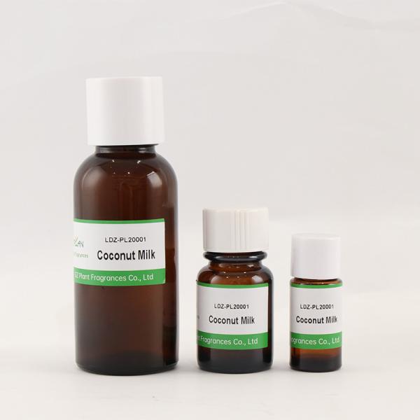 Huile parfumée jaune clair de lait de noix de coco Pour le shampooing et le lavage du corps Produits de soins capillaires