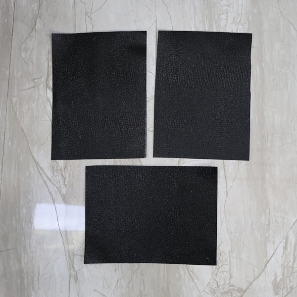 Plain Woven Coated Fiberglass Cloth with Wire Reinforcement Fireproof Heat Resistant up to 260℃