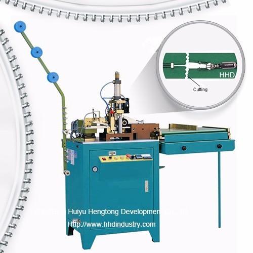 Máquina automática de corte en zigzag para cremalleras de nylon