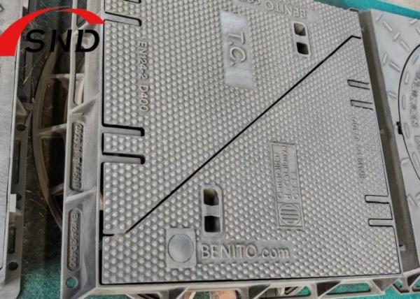 Couvercle de trou d'homme en fonte ductile à peinture en spray décorative haute ténacité, carré, classe E600 D400