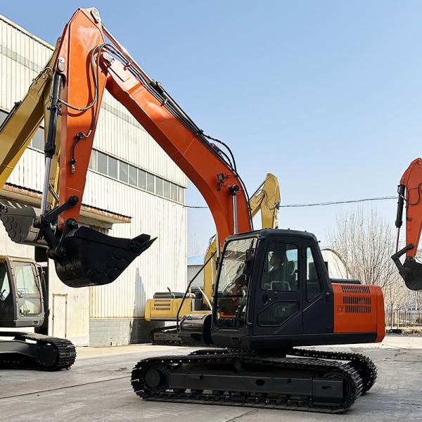Excavadora Municipal 6 toneladas Especializada Multifunção