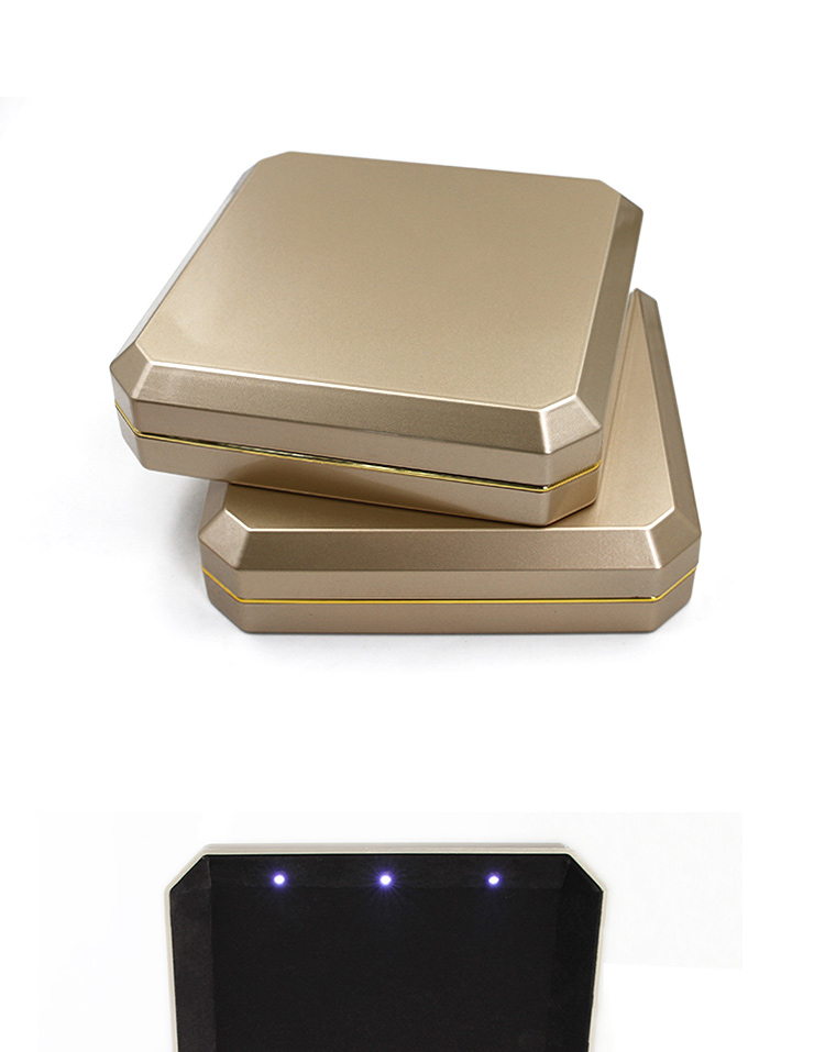 Factory Wholesale Luxury Earrings, Ring Boxes, Jade Pendants, Black LED Lighting, Customized Jewelry Boxes