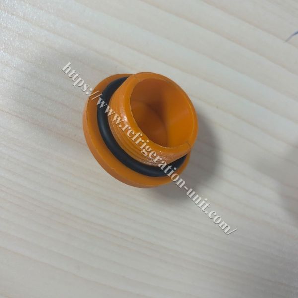 The engine's oil cap 115091 with the 331954 available for the T-600M T-800M T-1000M T-680Pro T-880Pro T-1080Pro aftermarket parts