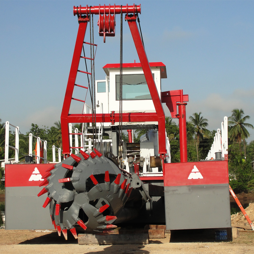 1500m3 River Small Dredger Machine  4.5m-12m Total Width Cummins 522kw Main Engine Power